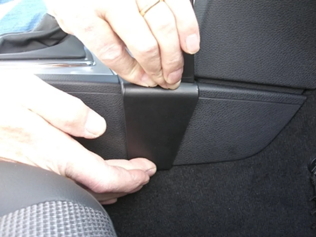 Brodit ProClip 853994 Mercedes C-Klasse 2007-2010 Telefoonhouder - Zwart