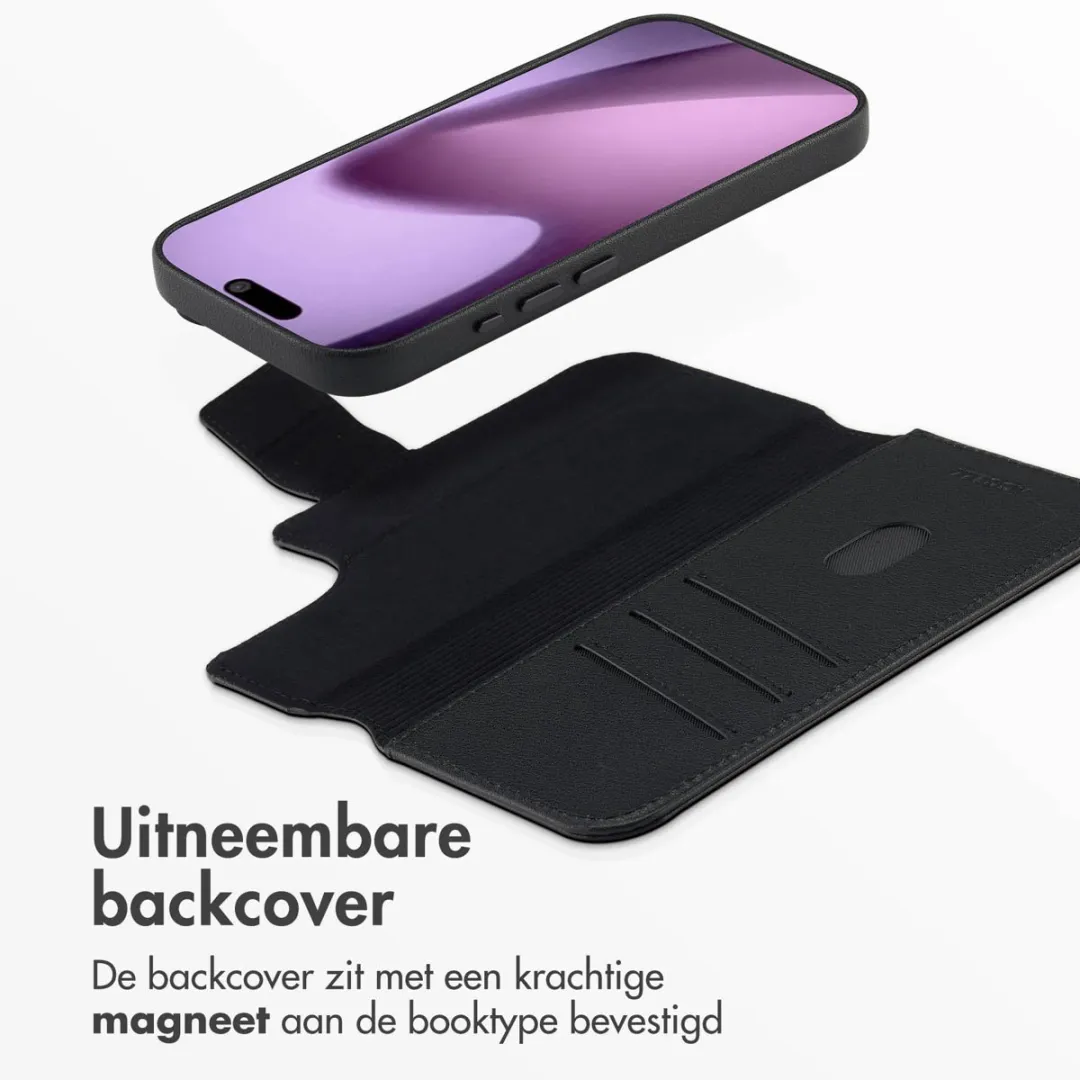 Accezz iPhone 17 Leather Bookcase Hoesje - 3 Pasjes - Zwart