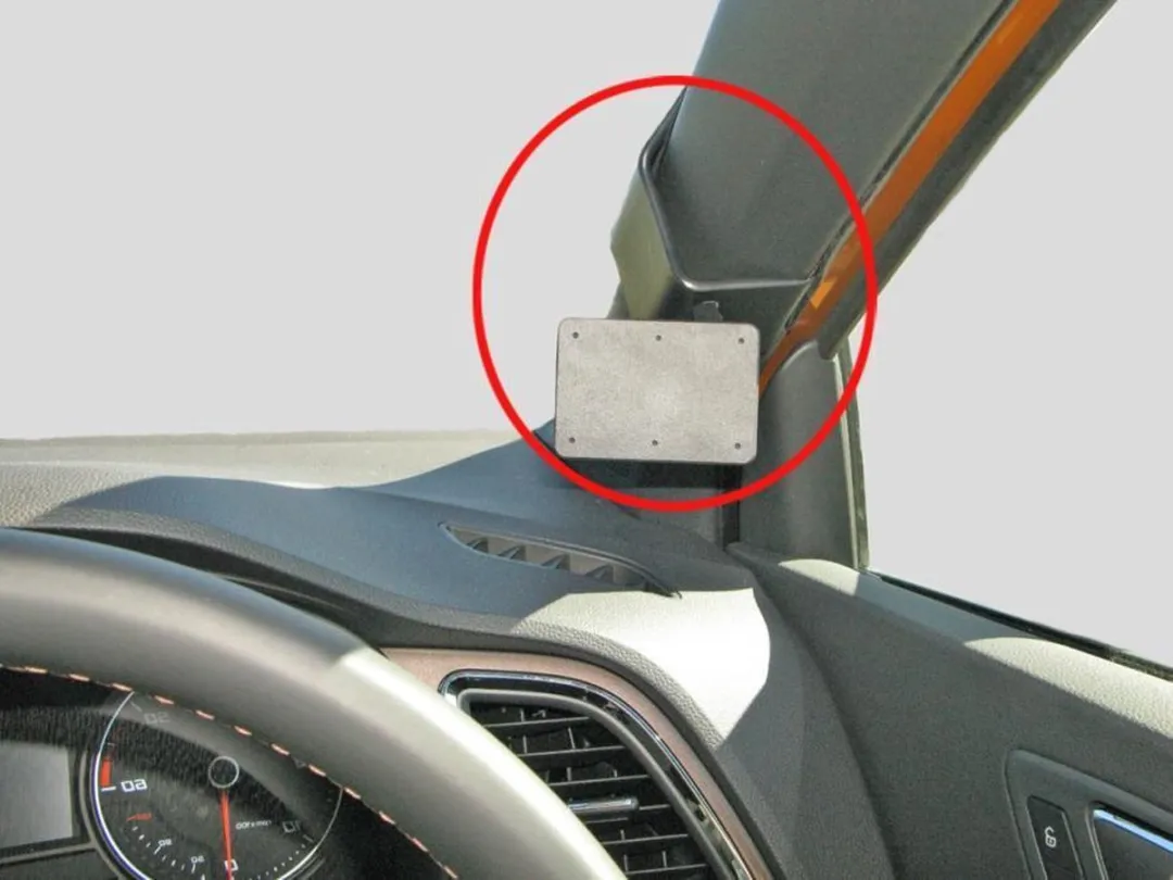 Brodit ProClip Seat Ateca 17- Right Mount RHD