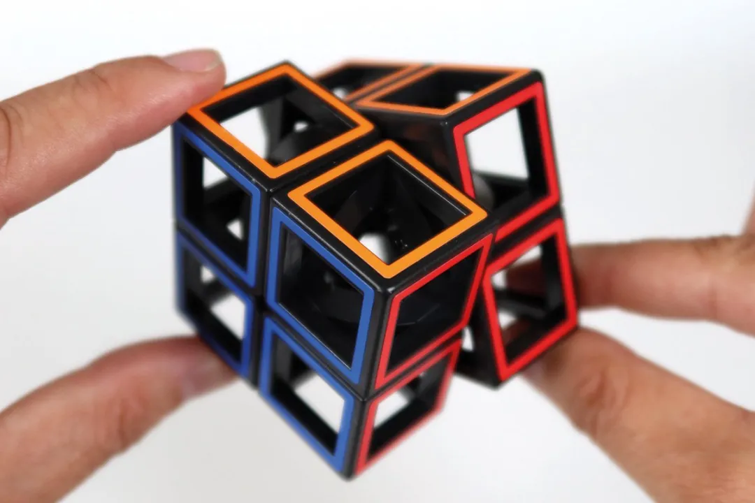Recent Toys Hollow 2x2 Cube - 791095 - Multicolor