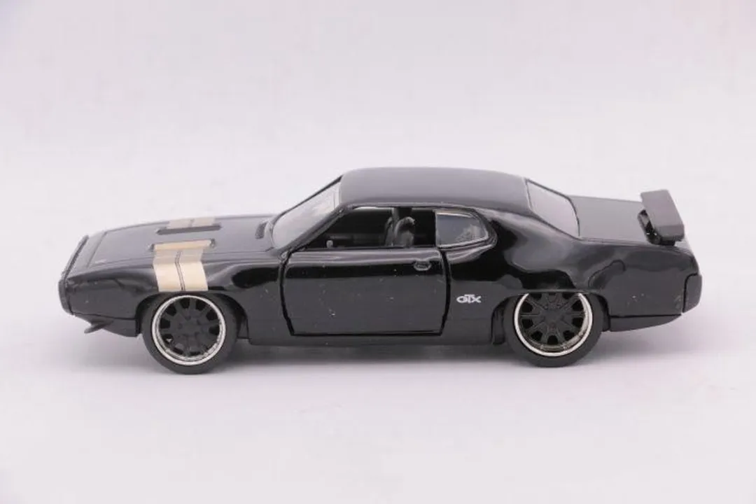 Jada Toys Dom's Plymouth GTX 1:32 Miniatuurauto - Zwart