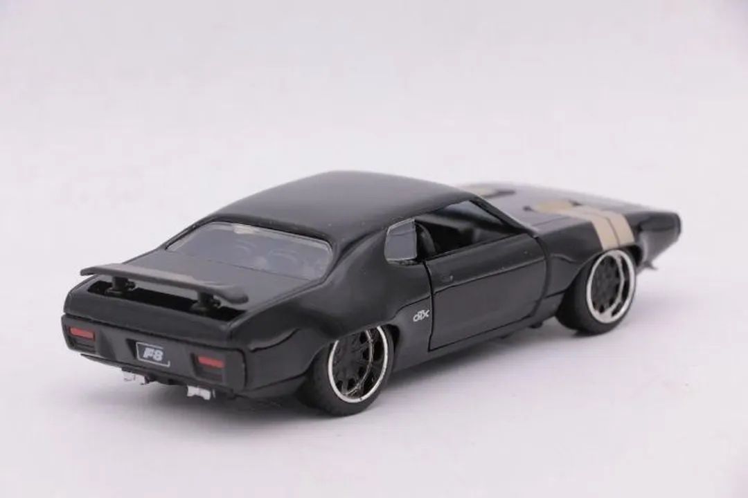 Jada Toys Dom's Plymouth GTX 1:32 Miniatuurauto - Zwart
