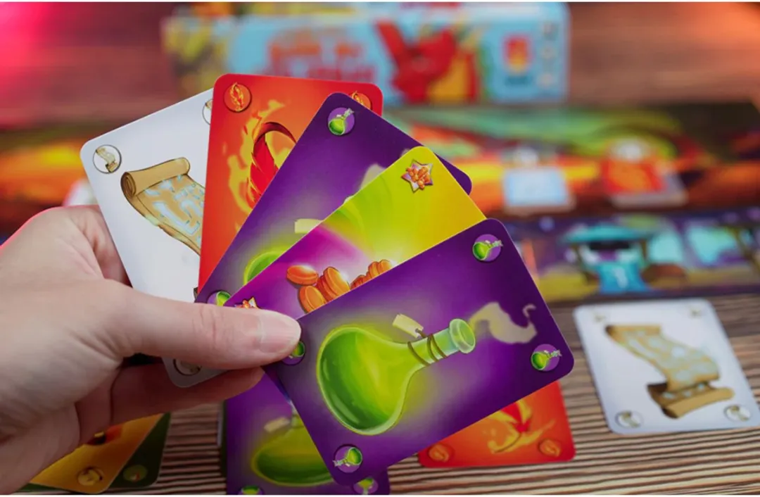 Please Don't Burn My Village - Kaartspel - Engelstalig - Fireside Games