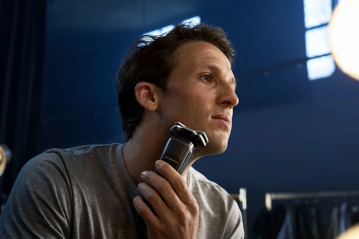 Philips Series 8000 S8697/35 Scheerapparaat - 3 Mesjes - Grijs