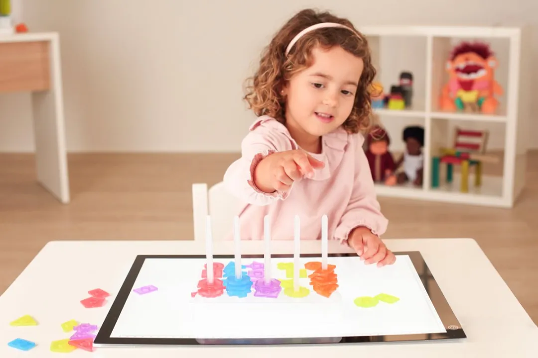 Miniland Lightpad 32166 Speelgoed - Sorteren en Tellen - afbeelding 4 van 6