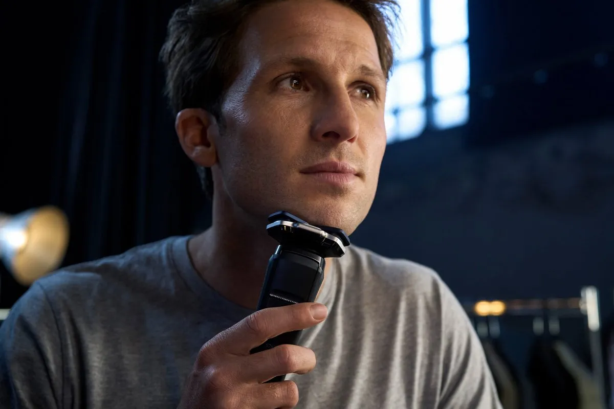 Philips Shaver 7000 Series S7887/35 Elektrisch Scheerapparaat - Donker Chroom - afbeelding 6 van 6