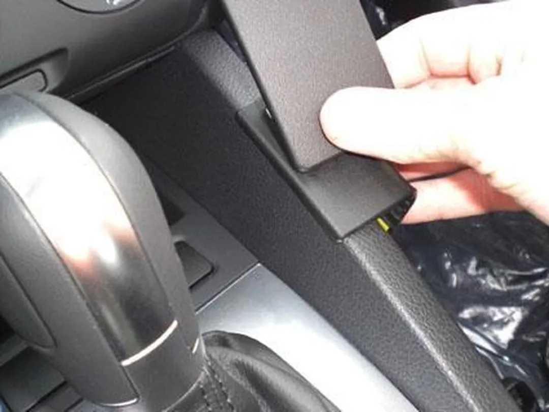 Brodit ProClip Mounting Platform 834533 - Volkswagen Jetta - Zwart