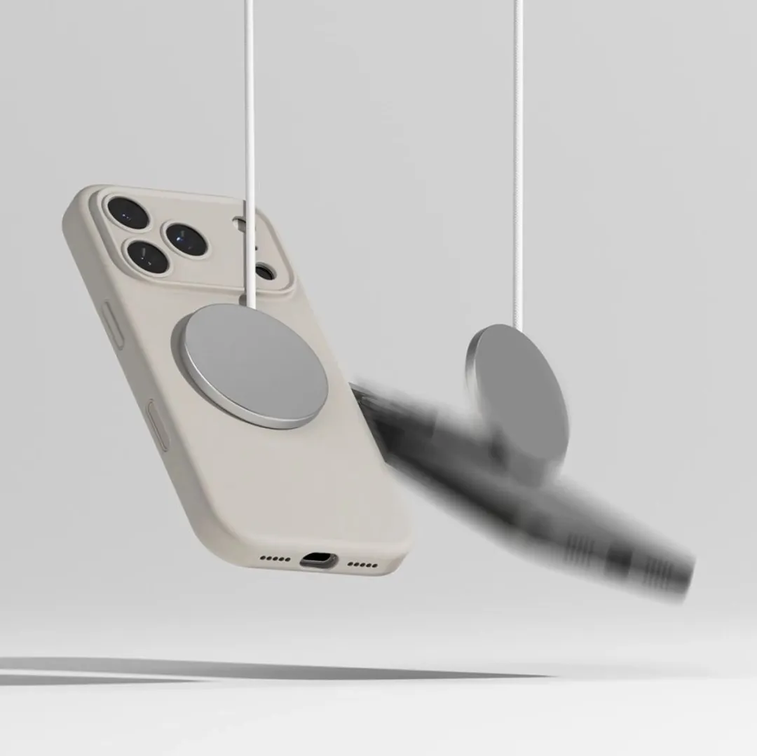 Ringke Siliconen MagSafe Hoes iPhone 17 Pro - 1 Pasje - Zwart