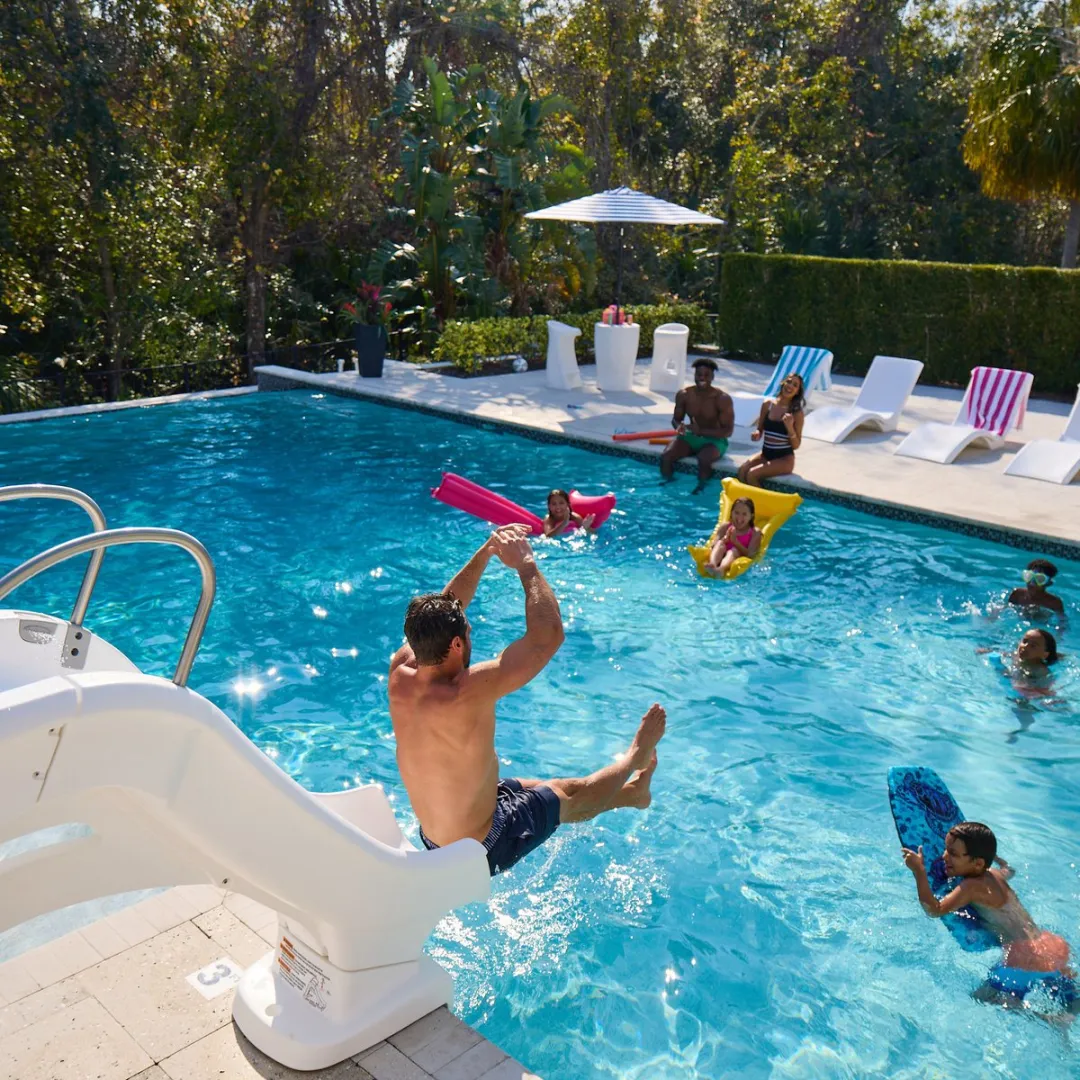 Step2 Vero Poolside Zwembad Glijbaan 120cm - Wit