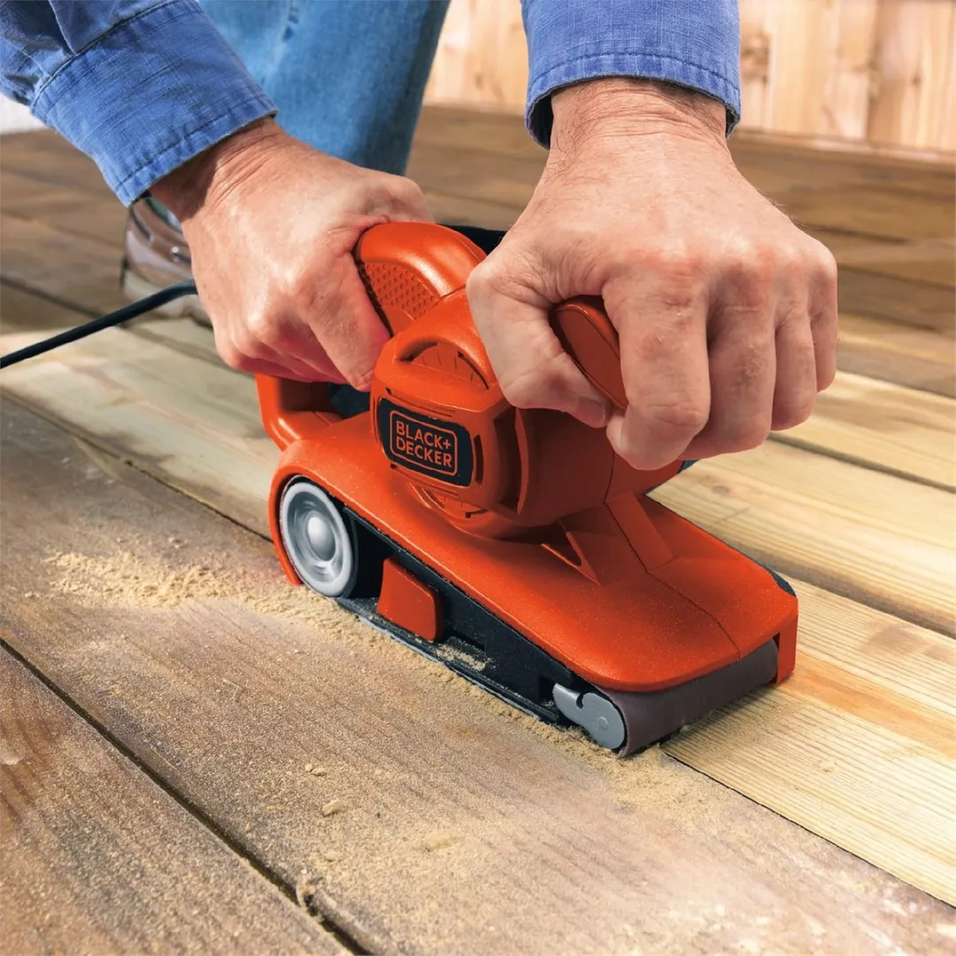 BLACK+DECKER 720W 75mmx457mm bandschuurmachine - KA86-QS