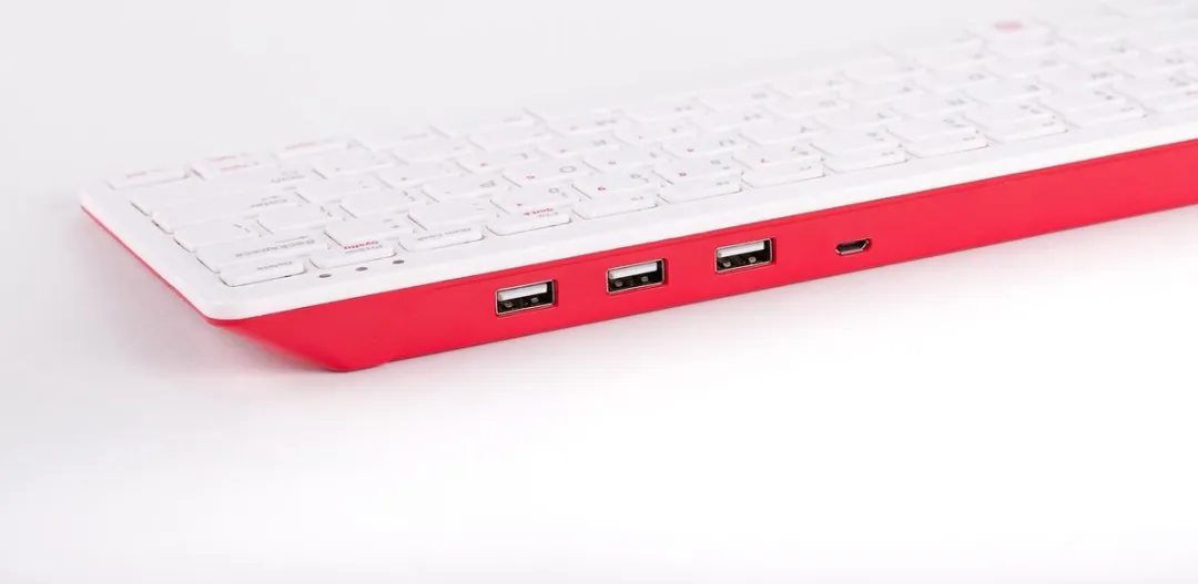Raspberry Pi RPI-KEYB (US) Toetsenbord - Wit/Rood