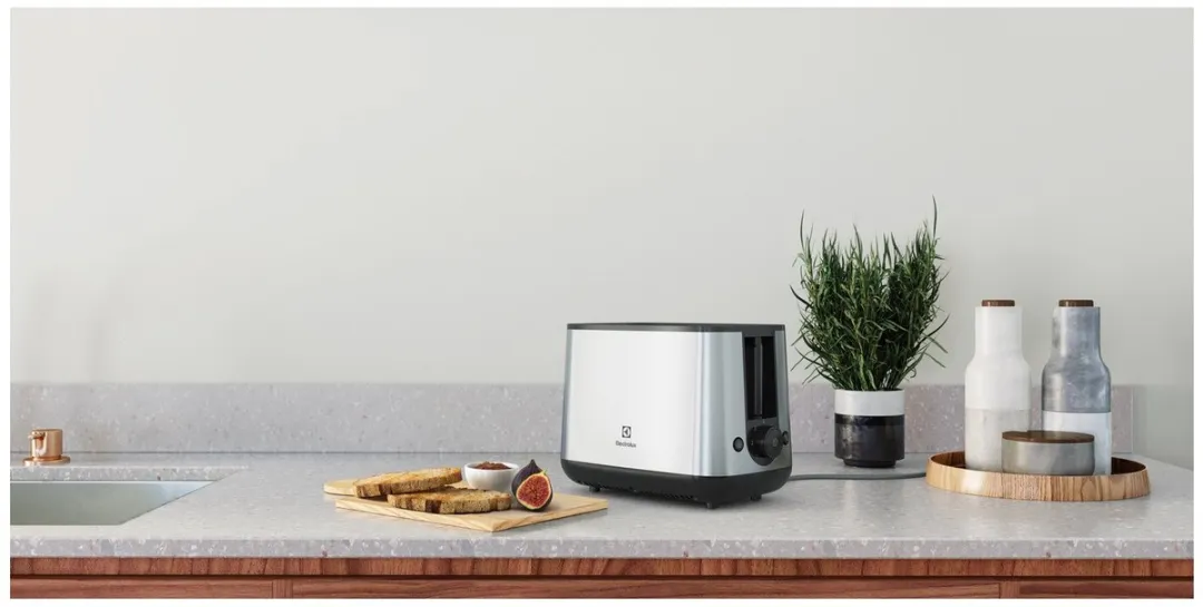 Electrolux E3T1-3ST Toaster 2 Sneden 800W - Zwart/Roestvrijstaal - afbeelding 6 van 6