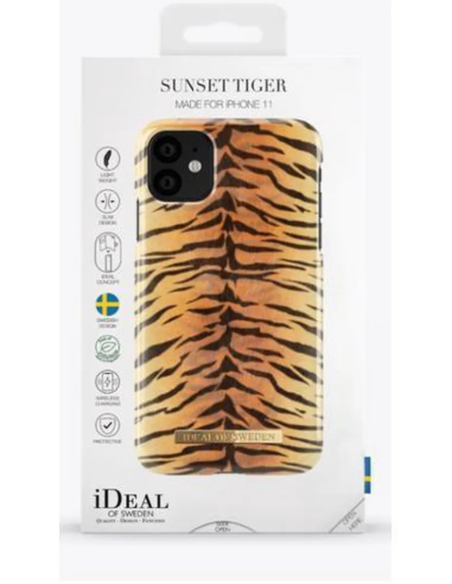 iDeal of Sweden iPhone 11 Fashion Back Case Sunset Tiger - Oranje - afbeelding 4 van 6