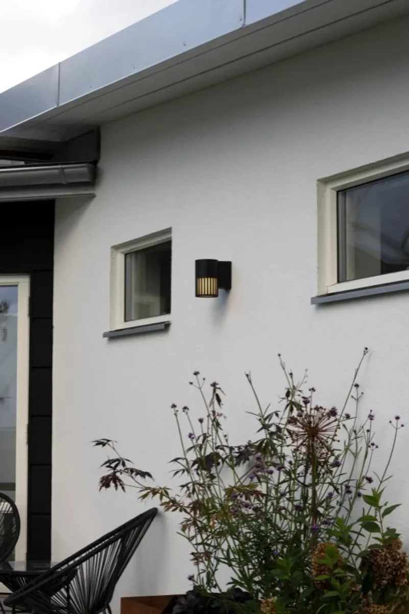 Konstsmide Buiten Wandlamp Pistoia - 1x15W E27 - Zwart Aluminium IP43 - afbeelding 6 van 6