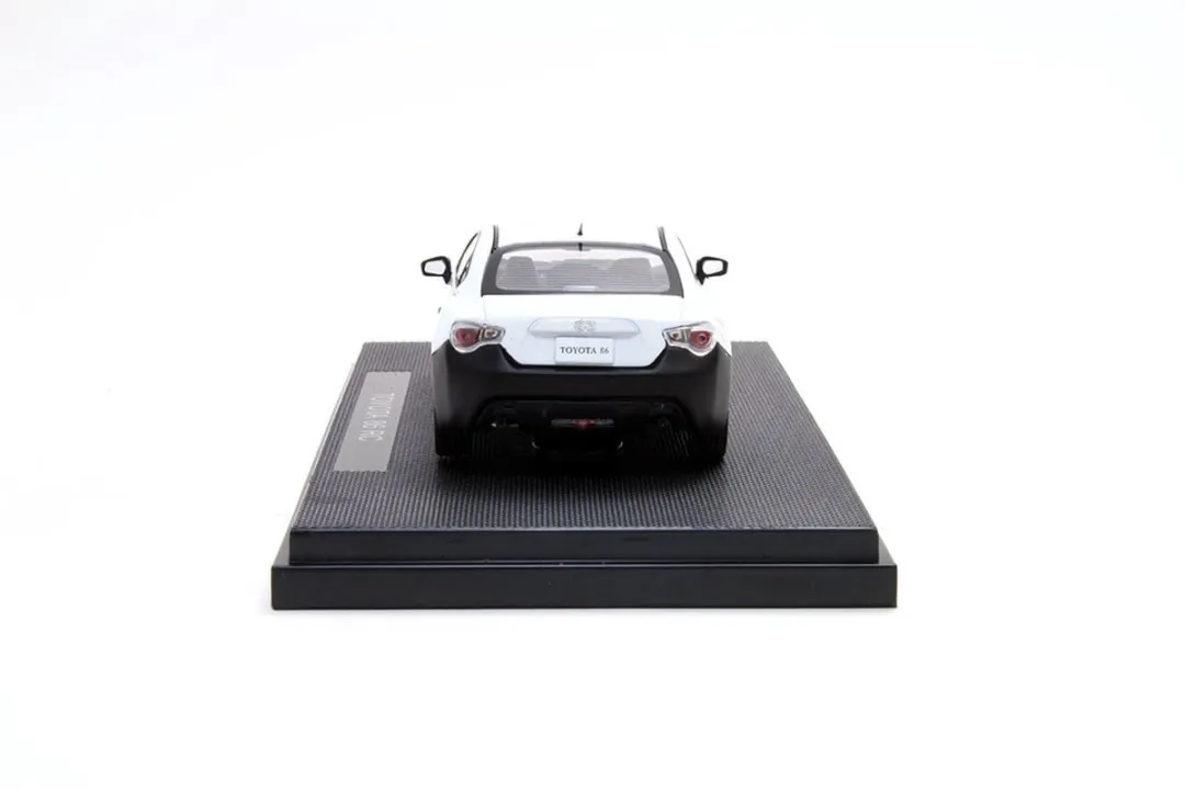 Toyota 86 RC 1:43 Ebbro - Zilver/Zwart