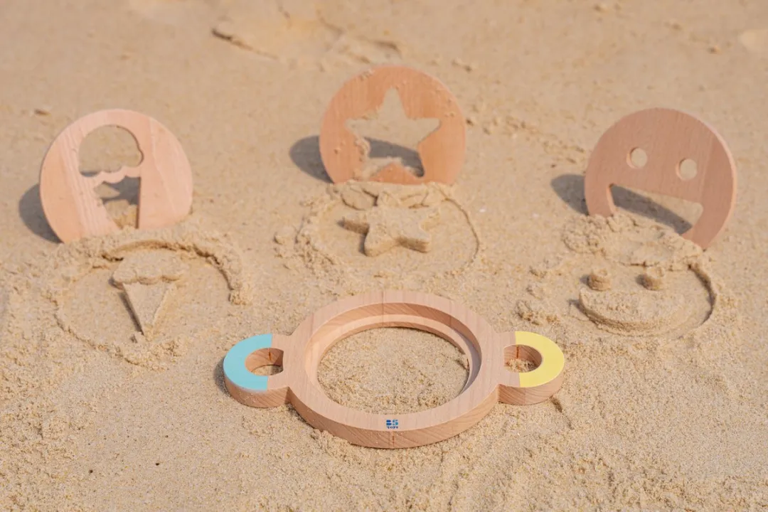 BS Toys Zandvormenset Houten Speelset GA553 - Meerkleurig