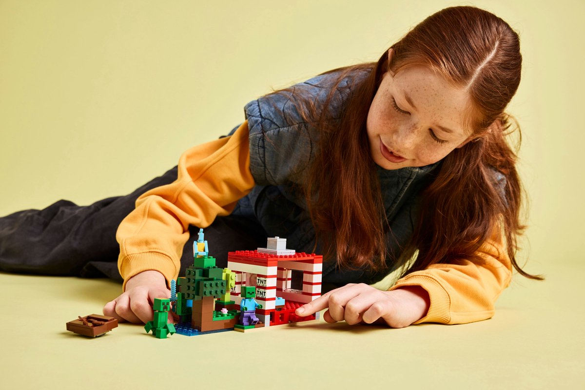 LEGO® Minecraft® Het TNT Junglehuis, Videogameset - 21275