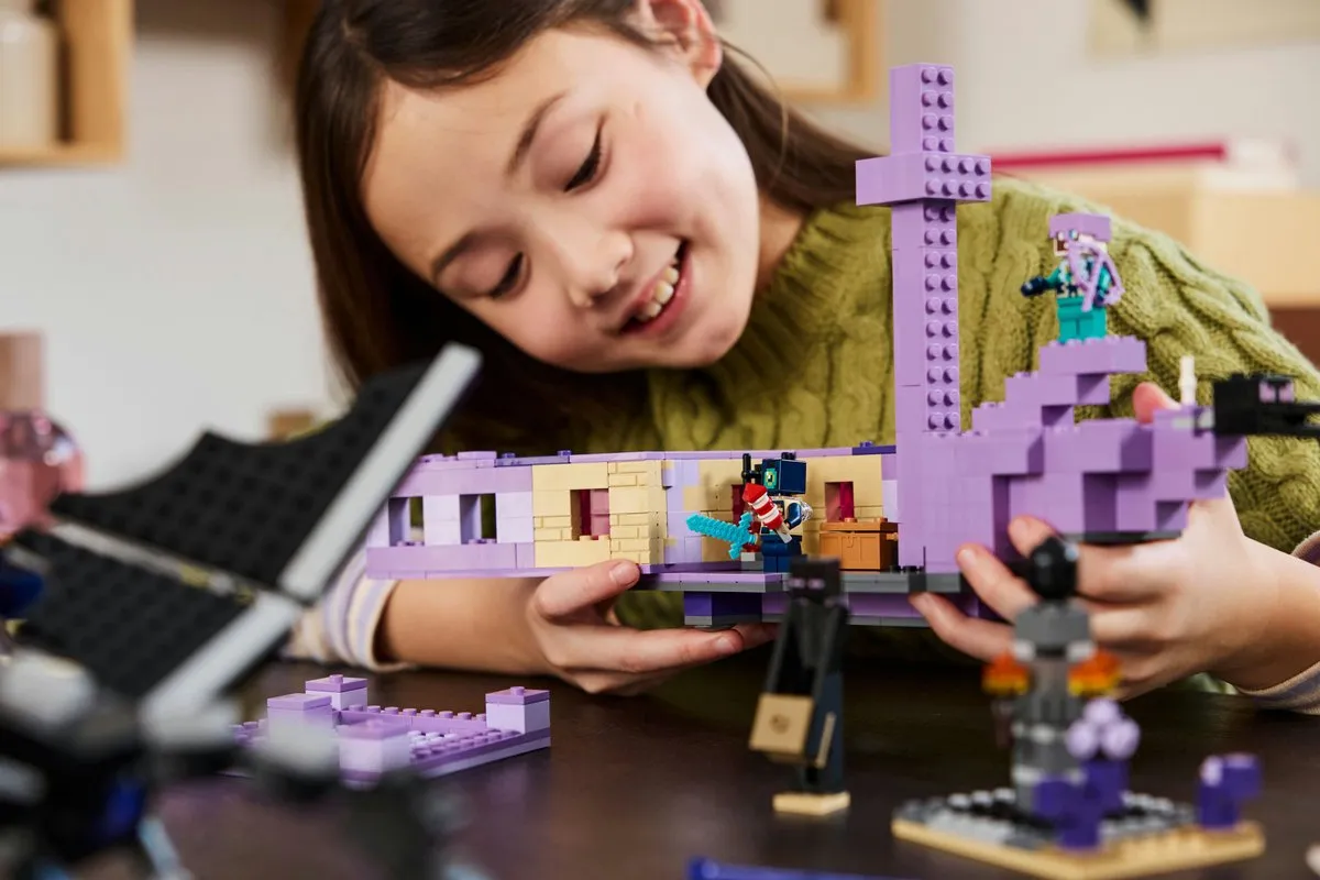 LEGO Minecraft De Enderdraak & End-schip 21264 - 657 Stukken