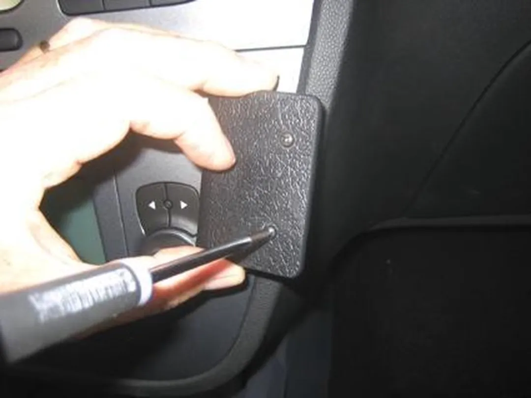 Brodit ProClip 853715 Seat Leon 2006-2012 - Zwart
