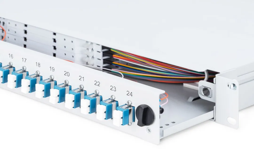 Digitus DN-96332-4 Kabelbeheerpaneel - Grijs