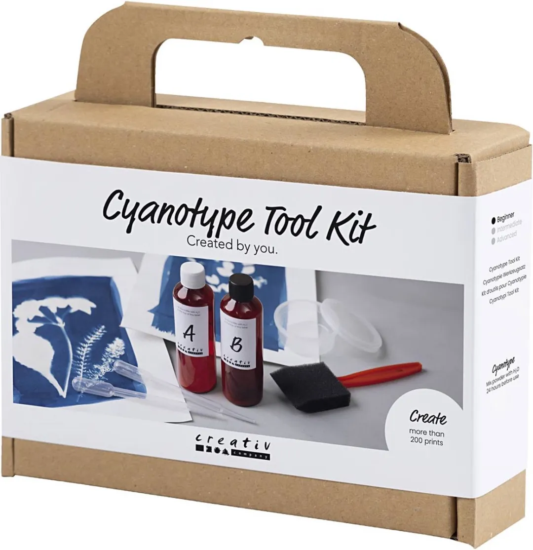 Creativ Company Cyanotype Toolkit - Cyan