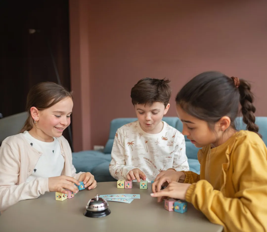 BS Toys Snelle Kubussen Spel GA498 - 16 Kubussen