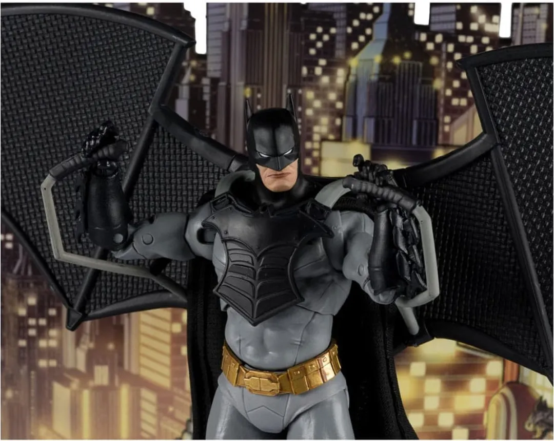 McFarlane Toys DC Multiverse Batman Bat-Glider MCF17158 - 18cm Multi
