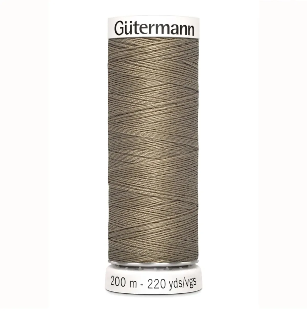 Gutermann Naaigaren Nr 724 - 200m - Bruin