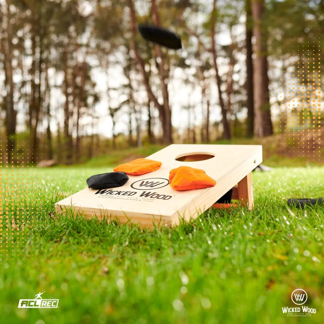 Wicked Wood Games Mini Cornhole Set ACL REC - 2 Boards + 8 Zakjes