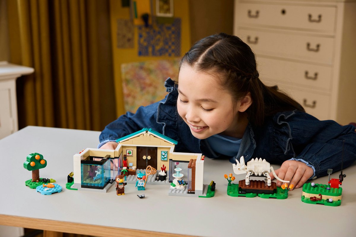 LEGO® Animal Crossing™ Blathers' Museumcollectie - 77056