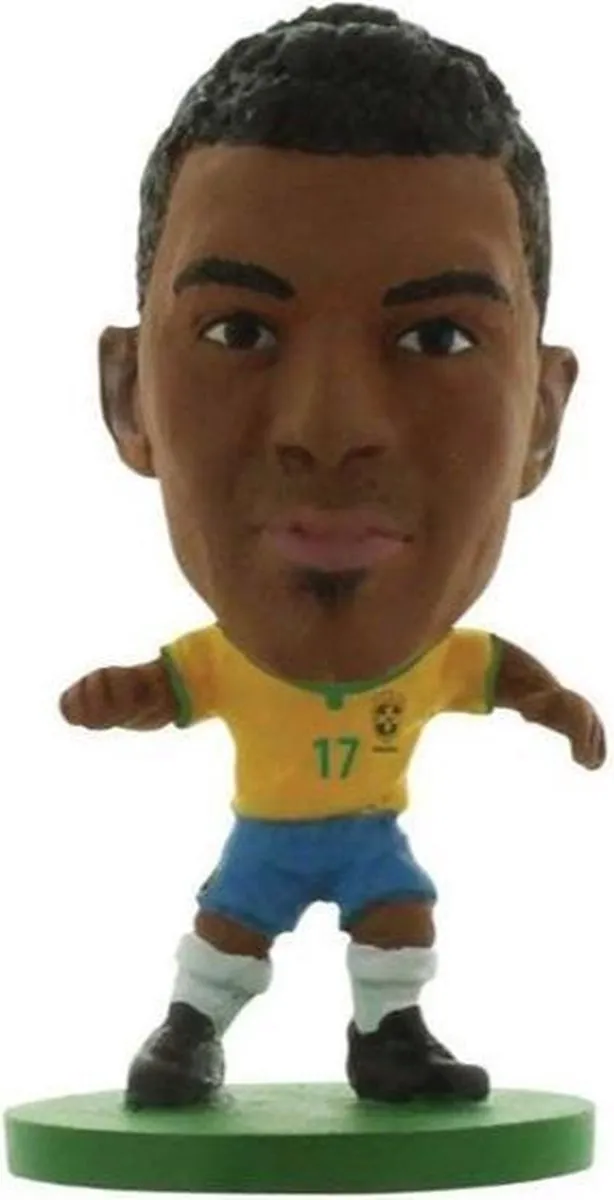 Creative Toys Company Soccerstarz Brazil Luiz Gustavo Home Kit