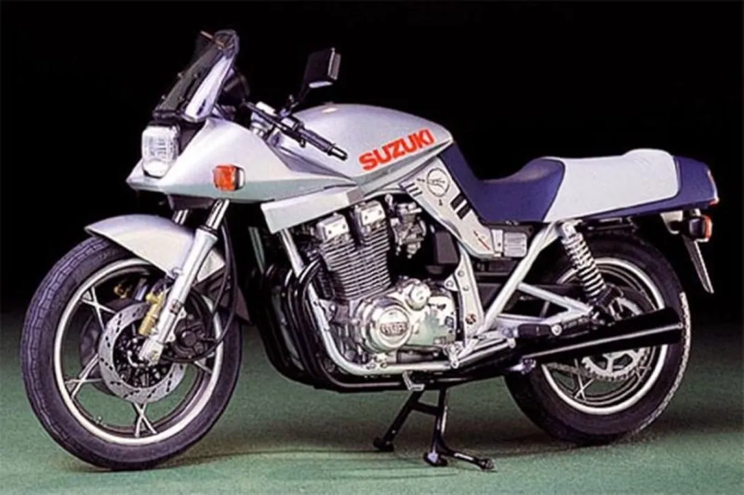 Tamiya 14010 Suzuki GSX1100S Katana Modelbouwpakket 1:12 - Multi