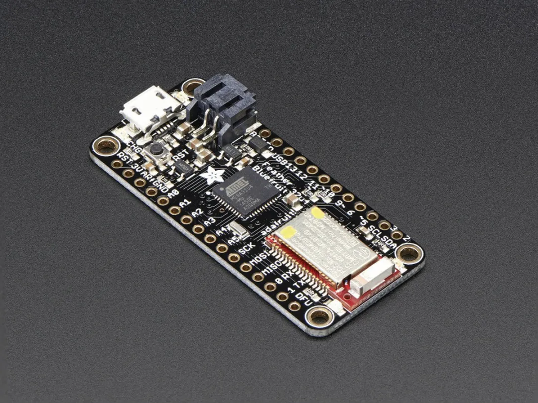Adafruit Feather 32u4 Bluefruit LE 2829
