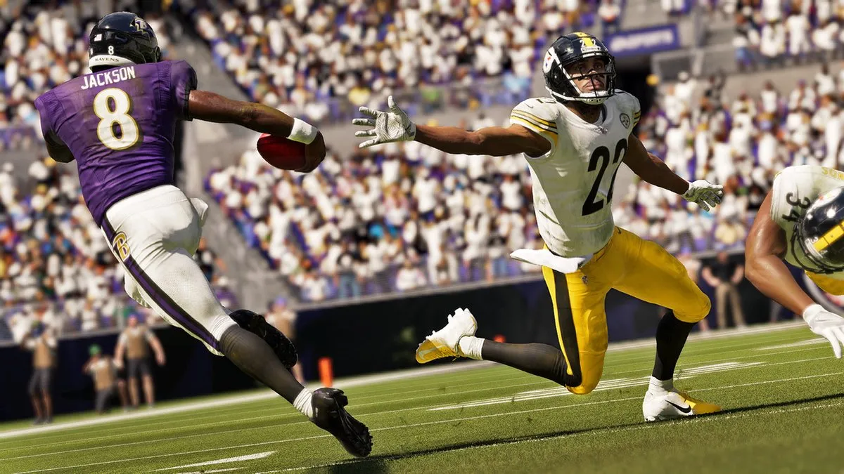 EA Madden NFL 21 - Xbox One & Series X - afbeelding 6 van 6