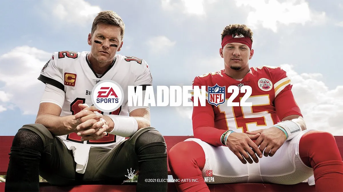 EA Madden NFL 22 - Xbox One - 4 Spelers Online