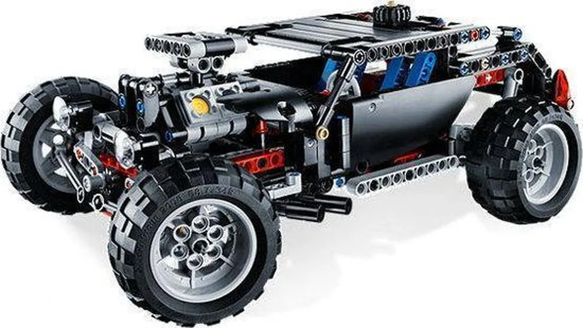 LEGO Technic Extreme Cruiser 8081 - 590 Stukken - Multicolor