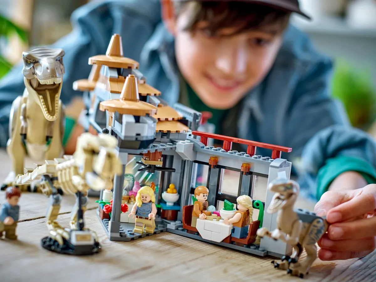 LEGO Jurassic World T. rex & Raptor Aanval Set 76961 - Meerkleurig