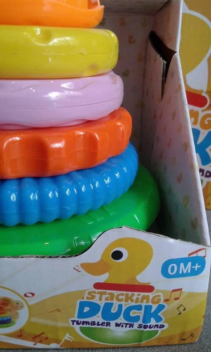 Toi-Toys Eend Tuimelaar met Geluid - 5 Kleuren