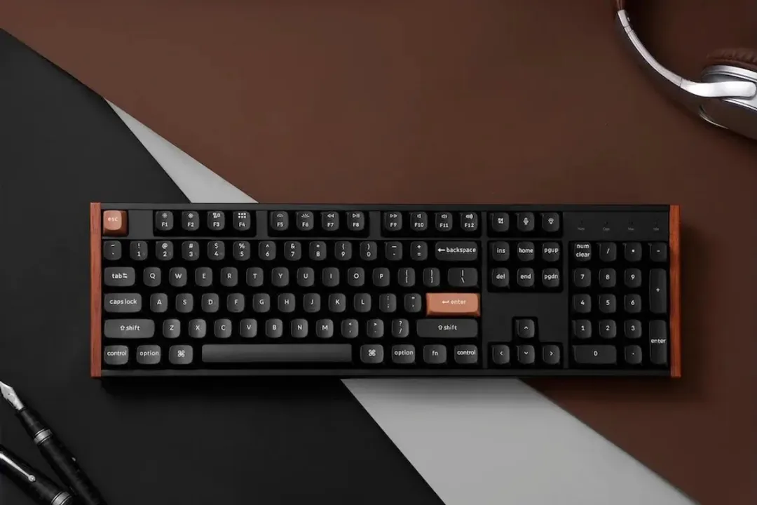 Keychron K10 HE K10H-F1 Toetsenbord - Magnetic Nebula Switch - Zwart/Hout