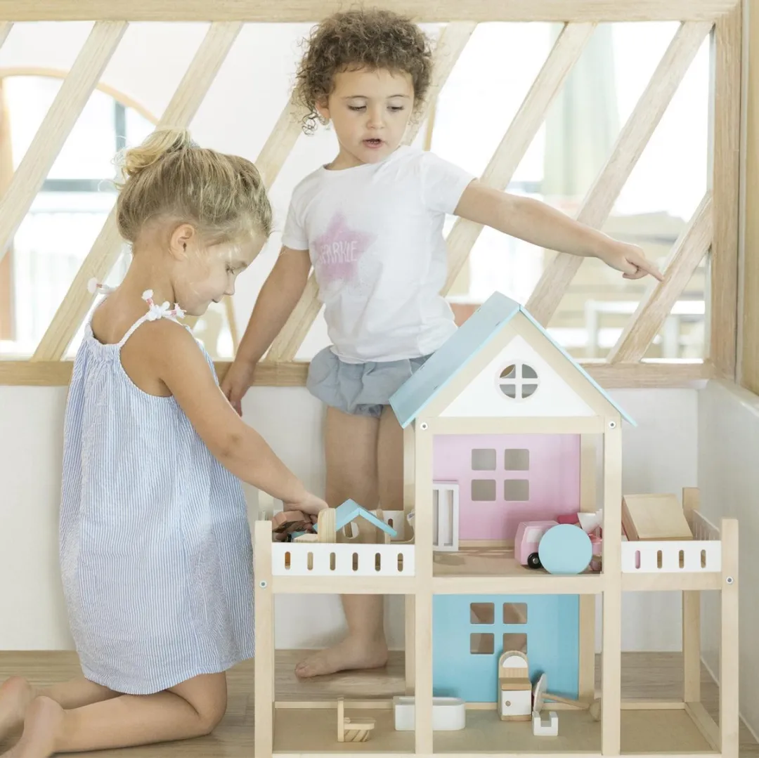 Viga Toys Houten Poppenhuis met Inrichting - 14 Meubels, 3 Poppen - Multicolor