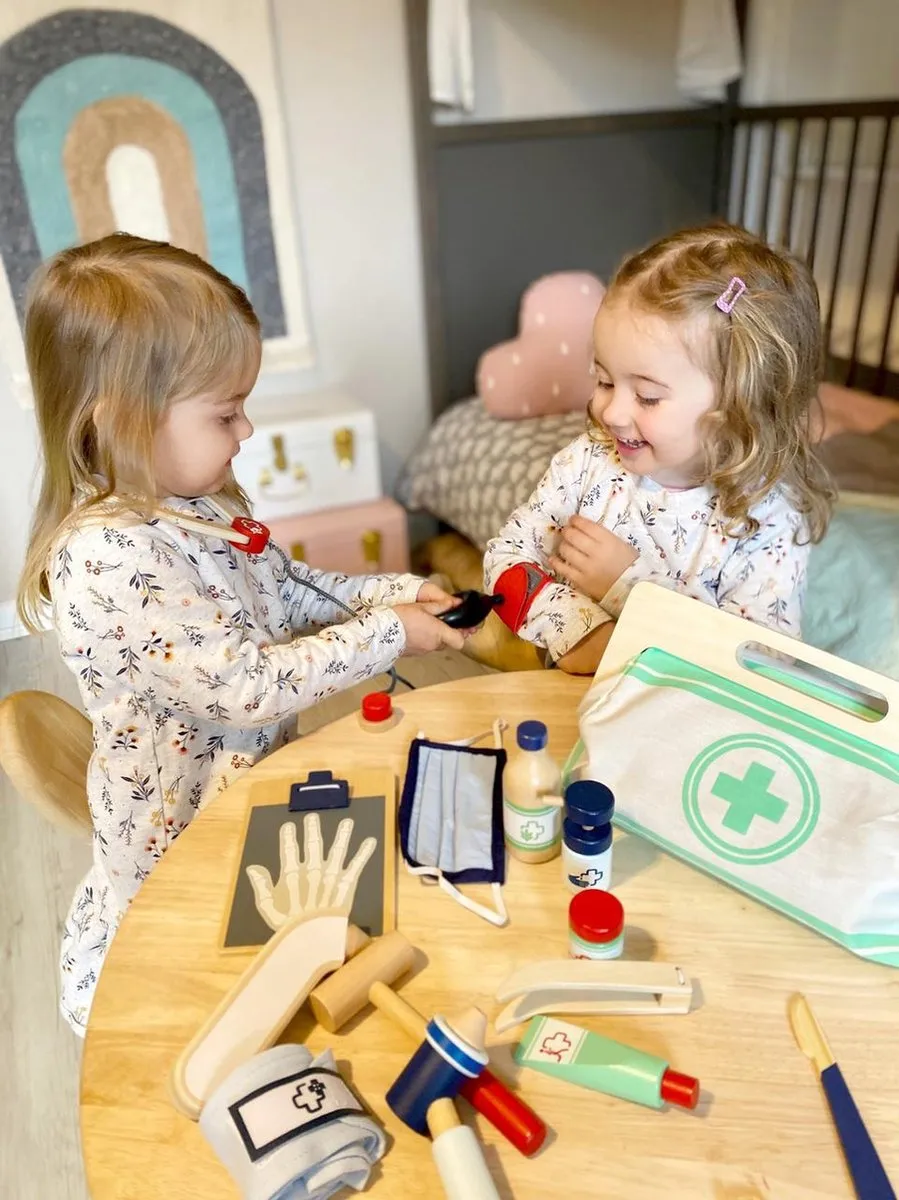 Small Foot Dokterstas Houten Accessoires 18-delig