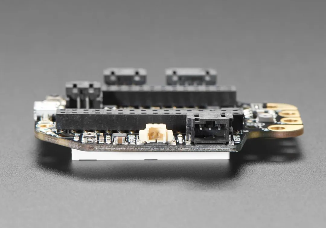 Adafruit HalloWing M0 Express