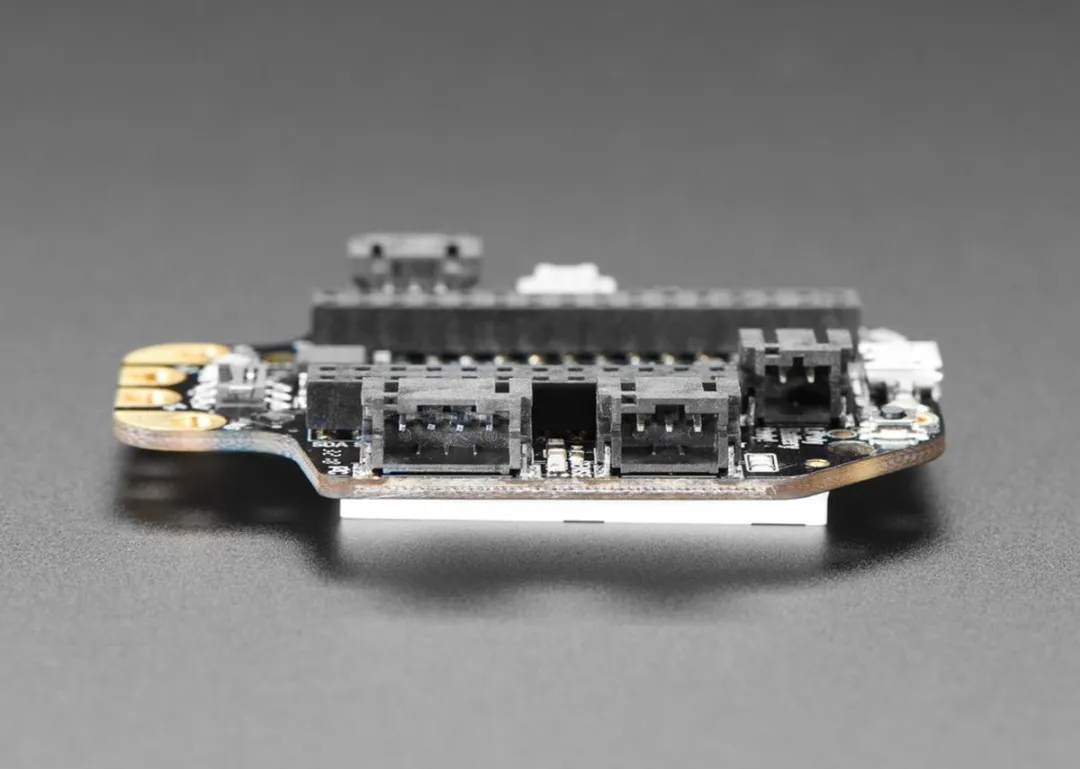 Adafruit HalloWing M0 Express