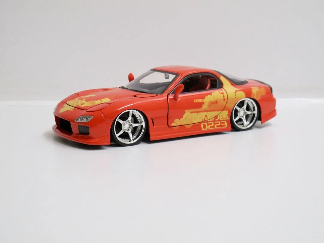 Jada Toys Mazda RX-7 51337