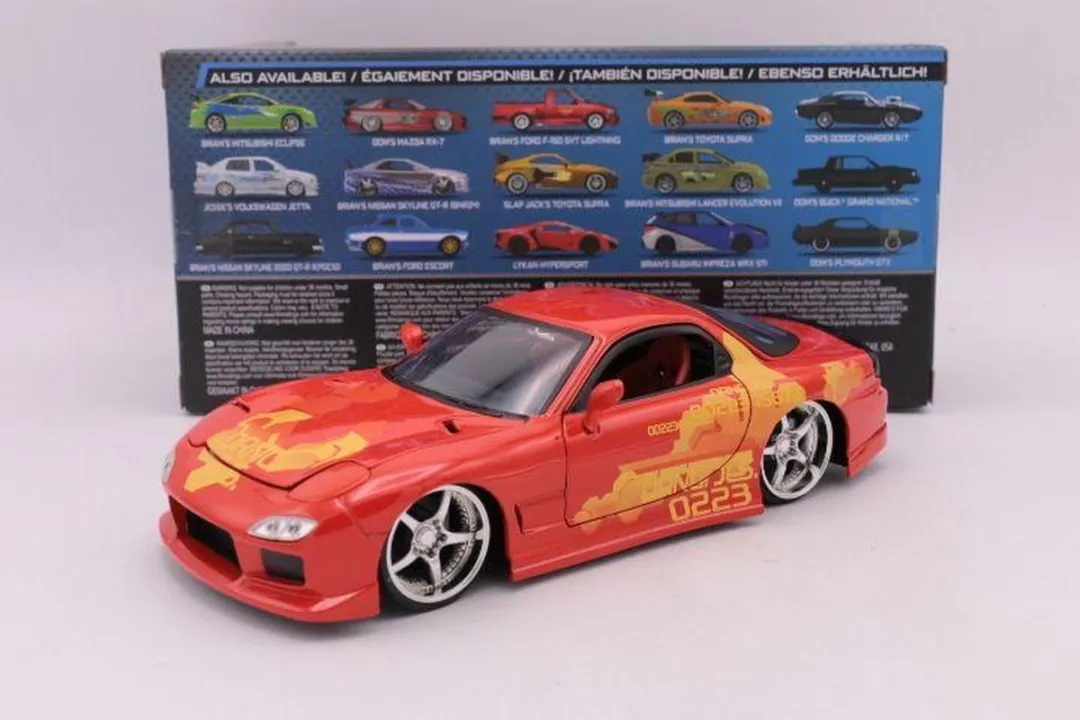 Jada Toys Mazda RX-7 51337 - 1/24 Model - Rood