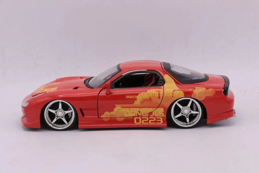 Jada Toys Mazda RX-7 51337 - 1/24 Model - Rood