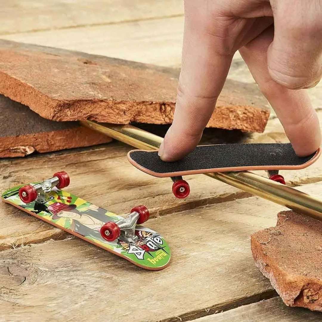 EverToys Vinger Skateboard - Mini skate speelgoed voor binnen en buiten - 2 stuks