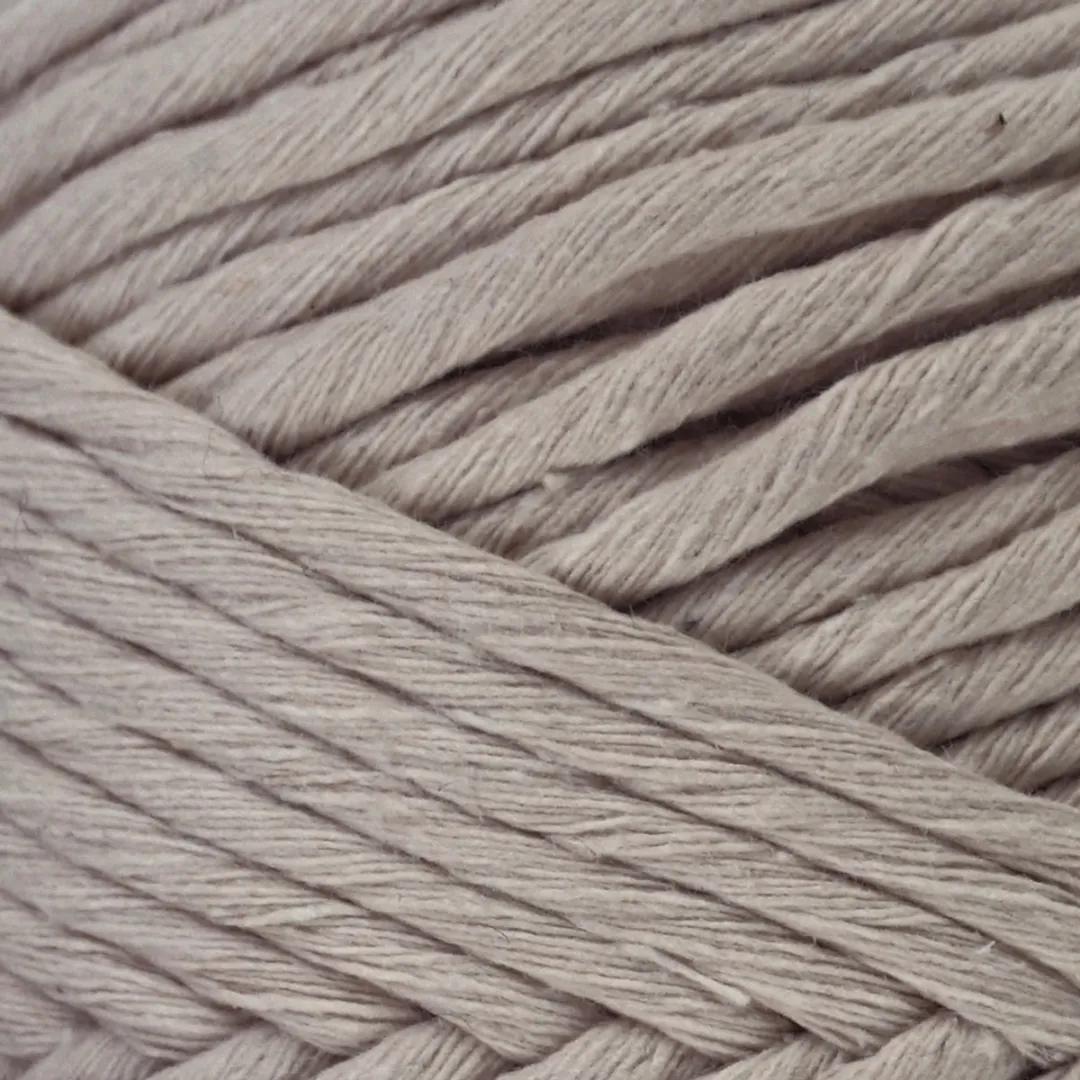 Durable Macramé Touw Taupe 75m