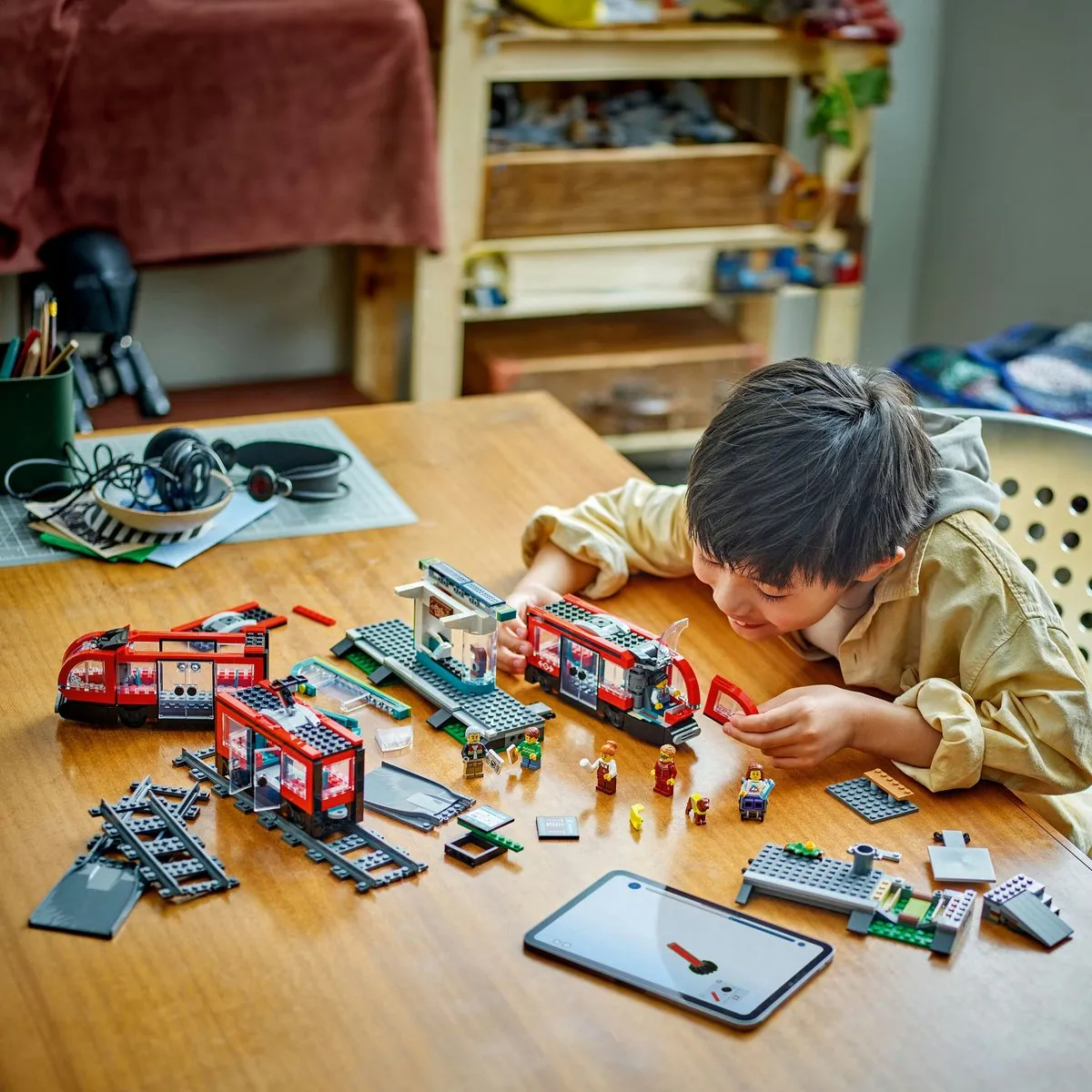 LEGO City Stadstram & Station 60423 - 811 Stukken - afbeelding 6 van 6