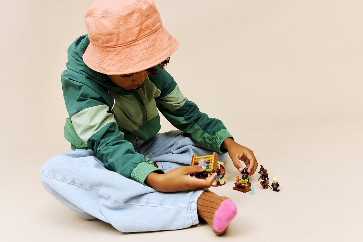 LEGO® HARRY POTTER™ 76460 Hogwarts™: Kiesceremonie met de sprekende hoed (76460)